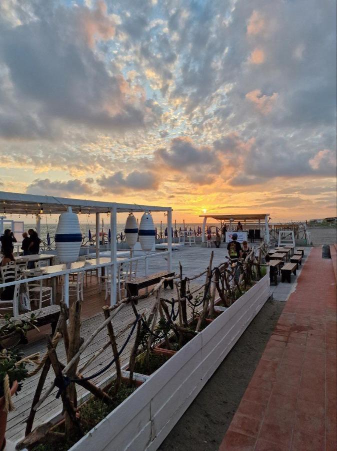 Beach Suites - By Lido Scalzone Castel Volturno Εξωτερικό φωτογραφία