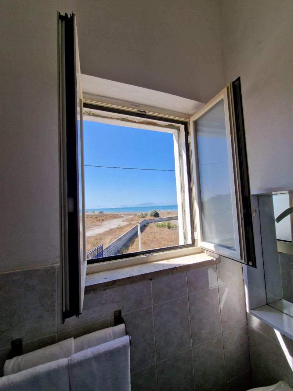 Beach Suites - By Lido Scalzone Castel Volturno Εξωτερικό φωτογραφία
